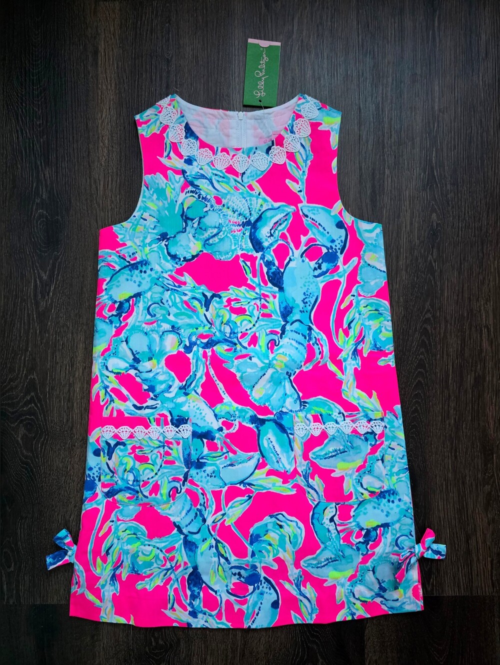 Lilly Pulitzer girl "Lobsters in Love" shift dress